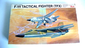 KIT REVELL F-111 TACTICAL FIGHTER 1/72ème BIEN COMPLET 1966 (BOITE 35x21) - Imagen 1 de 4