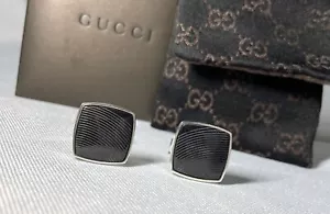 Autentici rari gemelli quadrati Gucci Wave Line neri e argento sterling SV925... - Foto 1 di 17