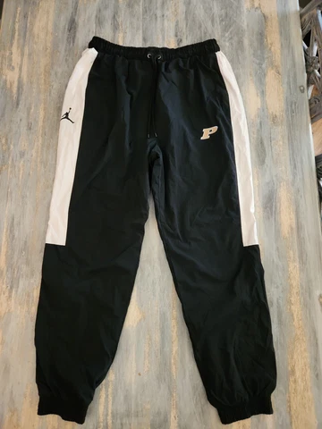 RARE Nike Purdue Boilermakers JORDAN TEAM ISSUED  SWEAT Pants Men’s Joggers XL Cover