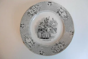 ANCIENNE ASSIETTE CREIL MONTEREAU THÈME DON QUICHOTTE N° 7 L'ÂNE DE SANCHO VOLÉ - Imagen 1 de 5