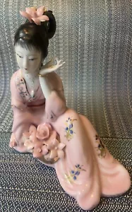 Niña geisha rosa porcelana vintage con flores ¡Bonita! - Imagen 1 de 9