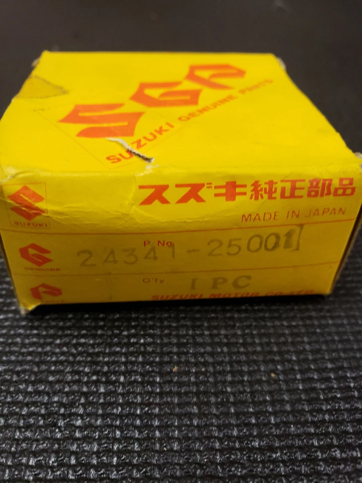 SUZUKI TS90 TS100 HONCHO 1970-77 CUARTA MARCHA 22 DIENTES OEM 24341-25000 Foto 1 de 1