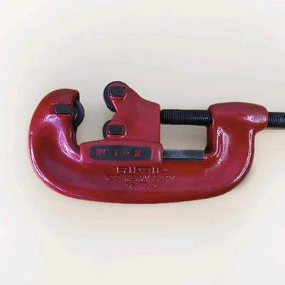 RIDGID Model 2-A Adjustable Heavy-Duty Pipe Cutter 1/8 in. to 2 in. Capacity - Image 1 of 4