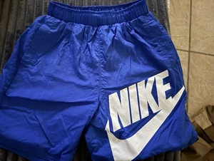 Nike Sportswear Big Kids' (Boys') Woven Shorts DO6582-480 Size Medium NWOT - Picture 1 of 4