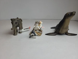 Lote de 3 figuras de coleccionista Schleich. Elefante, foca, gatos - Imagen 1 de 17