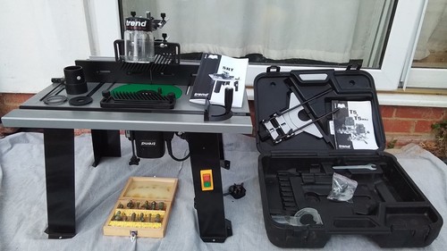 TREND SRT ROUTER TABLE WITH TREND T5 ROUTER & SCREWFIX ROUTER BIT SET ...