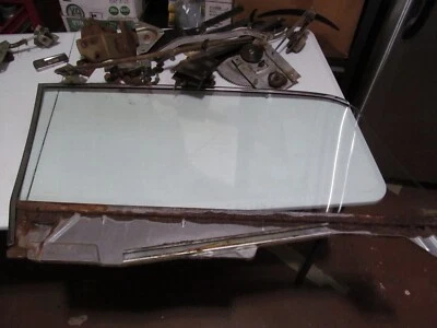 Ford Mustang 1964 1/2-1966 cupé puerta izquierda ventana vidrio y marco conjunto - OEM Foto 1 de 4