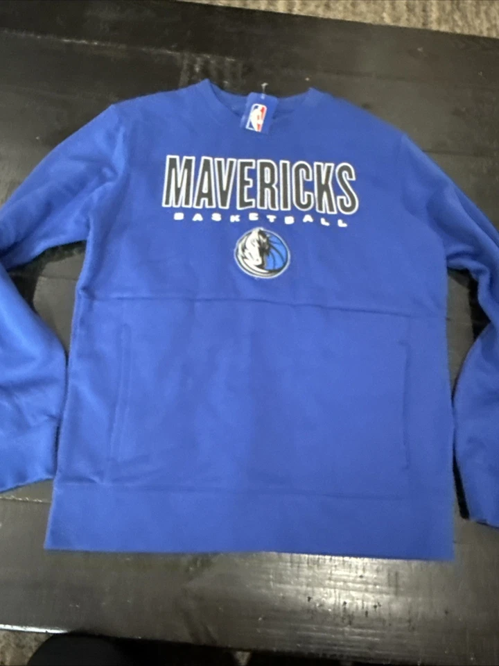 NBA Dallas Mavericks Crew Neck Fleece Sweatshirt Medium (SEE PICS/DESC.)