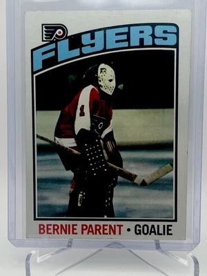1976 O-Pee-Chee Bernie Parent Philadelphia Flyers #10 🥅 ‼️EX+NMINT‼️ - Image 1 of 2