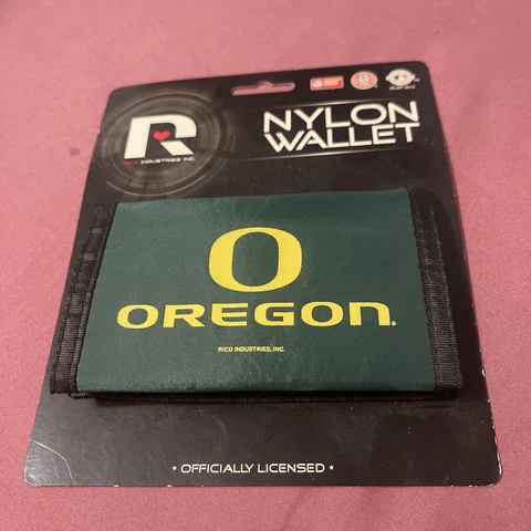 Oregon Ducks Tri-Fold Nylon  Wallet NCAA Cover