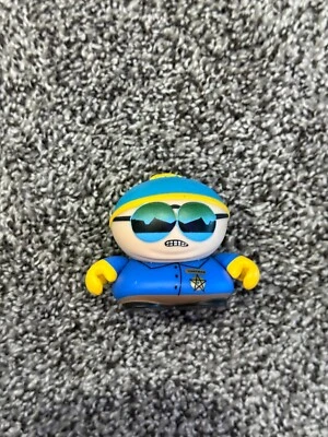 "Figura de vinilo Kidrobot The Many Faces Of Cartman Cop 2/20 3"" SIN CAJA" Foto 1 de 2