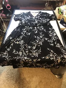 WEACZZY Women's Summer Short Sleeve Casual Dresses V-Neck Floral Party Dress NWT - Picture 1 of 7