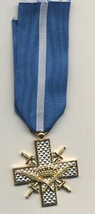 España España Cruz de Guerra Modelo 1942 Con Palmas Alemania Rusia División Azul - Imagen 1 de 2