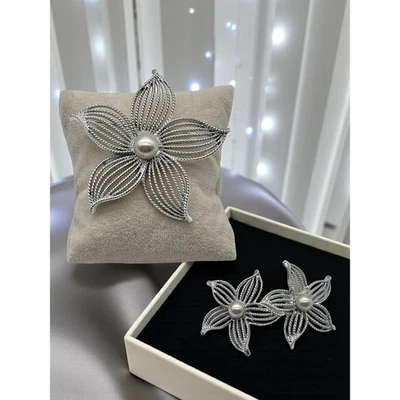 Vintage 1967 Sarah Coventry MOON FLOWER Brooch Pin & Earrings Faux Pearl Set - Image 1 of 4