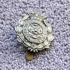 6º Bn. Hampshire Reg. Propio del Duque de Connaught: insignia y control deslizante de tapa de metal blanco - Imagen 1 de 2