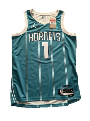 Camiseta Lamelo Ball Charlotte Hornets Auténtica L Foto 1 de 3