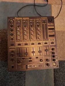 Pioneer DJ Mixer DJM600 - Picture 1 of 4