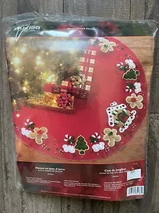 Bucilla GINGERBREAD HOUSE 43" Red Felt Christmas Tree Skirt Kit #85133 - Picture 1 of 6
