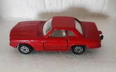 Corgi Mercedes Benz 500 SL Rossa Made In Gt. Britain  - Immagine 1 di 4