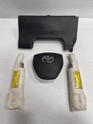 ✅2014-2015-2016-2017-2018-2019 TOYOTA COROLLA WHEEL AND KNEE AIRBAG OEM🚗✅ - Imagem 1 de 4
