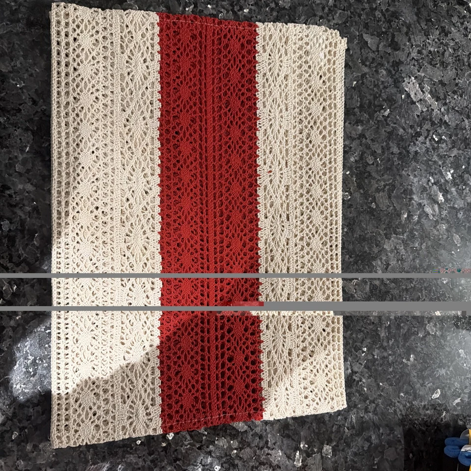 Table Placemats 4 - Image 1 of 2