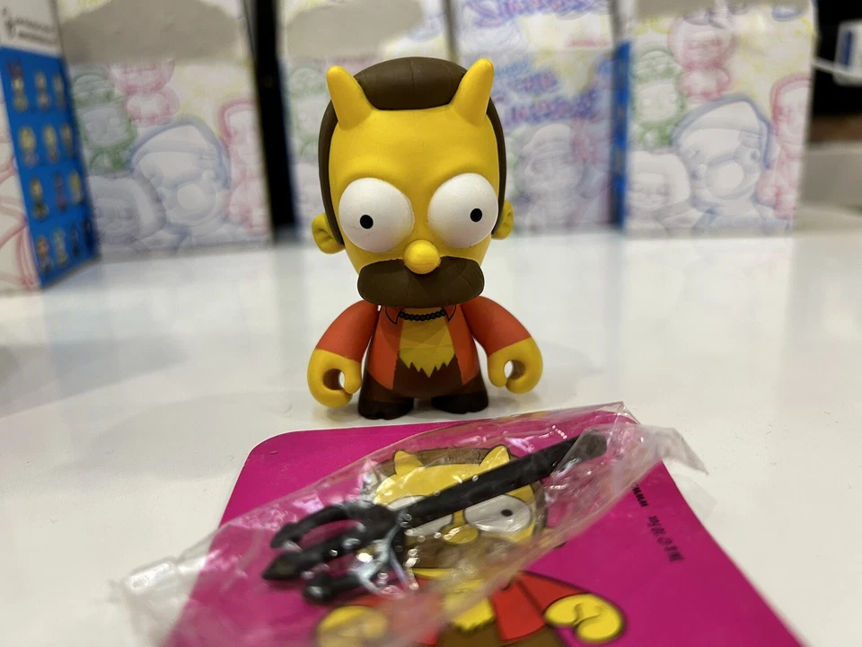 Kidrobot THE SIMPSONS FIGURES 3" VINYL ART FIGURE evil Flander - Immagine 1 di 1