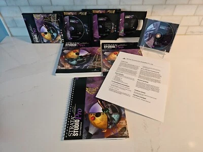 VTG Strata Studio V2.0 Pro Virtual Studio Company for Macintosh 3D Rendering SW - Image 1 of 4