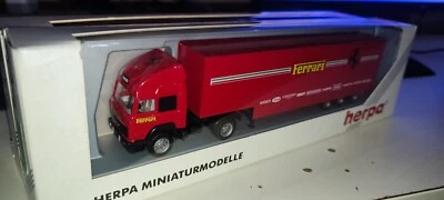 Herpa 141642 Iveco Turbostar 1/87 H0 Ferrari RARO Camion Truck - Immagine 1 di 2