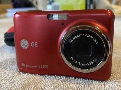 General Imaging GE Z1300 10.1MP Compact Digital Camera Red Tested - Image 1 of 4