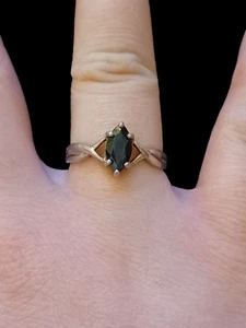 Anello Vintage Avon Argento Sterling 925 Onice Nera Misura 8,5  - Foto 1 di 8