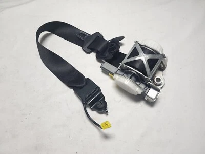 2008 - 2014 Mercedes-Benz C300 Passengers (FRONT RIGHT) Seat Belt Retractor - Imagem 1 de 4