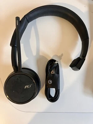 POLY VOYAGER 4210 UC  USB-C   WIRELESS MONAURAL HEADSET #211317-102 - Image 1 of 3