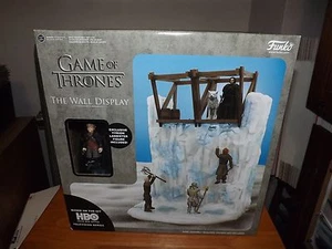GAME OF THRONES, THE WALL DISPLAY WITH EXCLUSIVE TYRION LANNISTER FIGURE, NIB, 2 - Picture 1 of 5