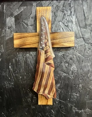 Bandera de Madera Rústica Cruz Drapeada - 3d Bandera Ondulada Cruz de Madera - Hecha a Medida  Foto 1 de 4