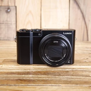 Gebrauchte Panasonic Lumix TZ100 schwarz Kamera - Bild 1 von 6