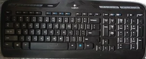 Logitech K330 Wireless Keyboard - Picture 1 of 3