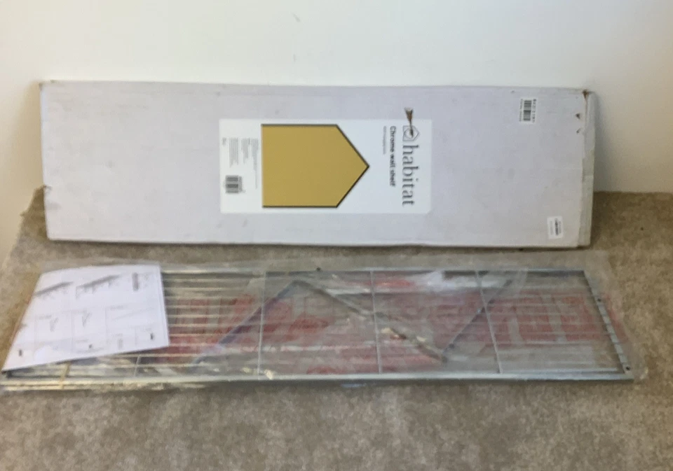 Estante de pared Habitat de metal cromado con barras colgantes (en caja nuevo) Foto 1 de 3