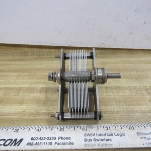 Variable Capacitor 400 pF 19 to 420 pF 1/4 in shaft VINTAGE - Picture 1 of 6