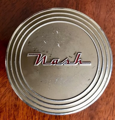 De colección Original 1939 Nash LaFayette Cuerno Botón Tapa Pintura de Fábrica Raro ¡En muy buen estado-excelente! Foto 1 de 4