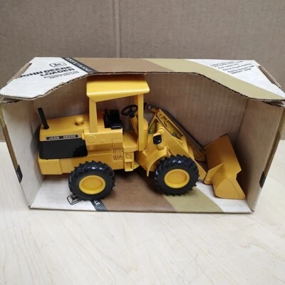 Vtg Ertl 1/16 John Deere Loader Stock #507 NIB - Image 1 of 4