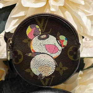 Billetera de monedas limitada Louis Vuitton - Imagen 1 de 9