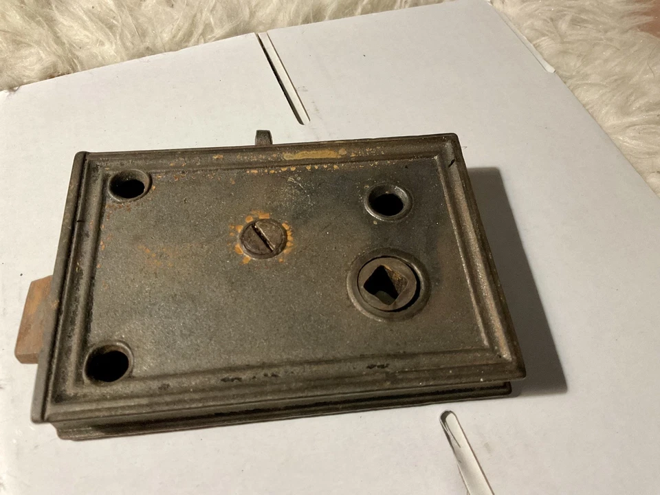 Trava de trava de porta externa antiga  - Imagem 1 de 4