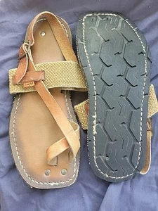 Mens Size 10? Hand Crafted Leather Tire Tread Sandals Very Gently Used - Picture 1 of 8