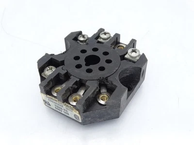 CUSTOM CONNECTOR RB08-PC RELAY SOCKET - Image 1 of 3