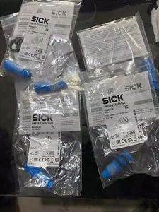 1pcs SICK UM18-218161101 6048420 Ultrasonic Sensor  - Picture 1 of 5