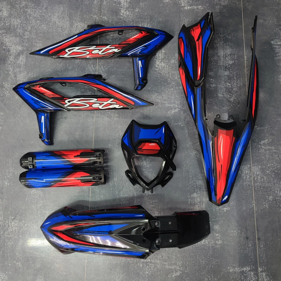 Plásticos + Gráficos Beta RR 2023 2024 Foto 1 de 4