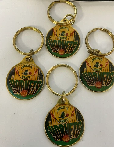Charlotte Hornets NBA Vintage Round Key Chain  By WinCraft  Set Of 4     C Cover