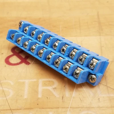 Allen Bradley 1746-RT25B Terminal Block Blue - USED - Image 1 of 4