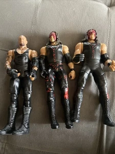 3 WWE Elite Series 27 Undertaker Wrestling Action Figure 2011 Kane Series 22 31 - Foto 1 di 12