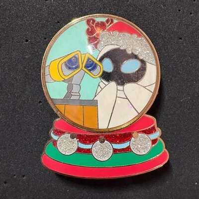 Disney DSSH DSF LE 300 Prendedor Vacaciones Globo de Nieve WALL-E EVE Pixar Santa Foto 1 de 2